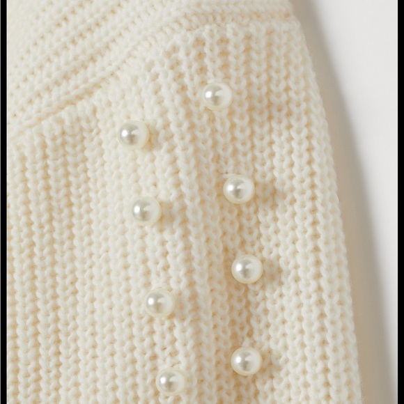 H&M pearl knit sweater - Picture 5 of 5